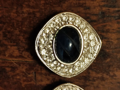 Clips d’oreilles dorés à cabochon bleu marbré – Années 80