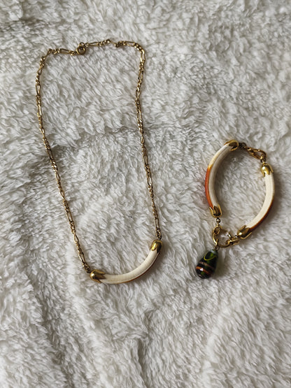 Parure collier et bracelet dent de castor