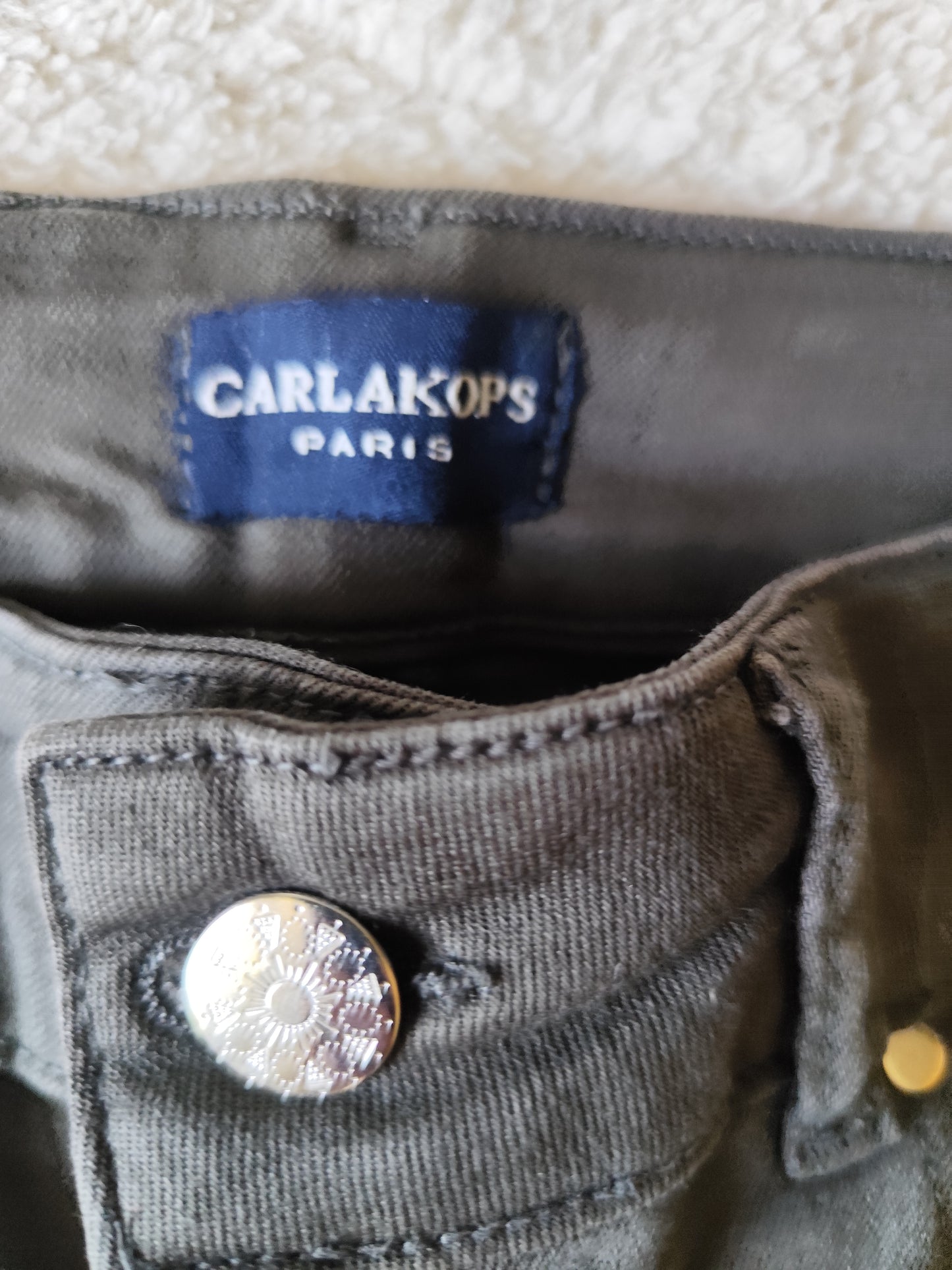 Jean bootcut kaki - bas effilochés - Carlakops Paris - Taille 34/36