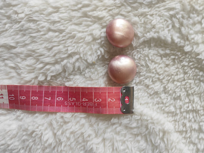 Boucles oreilles à clip rose nacré