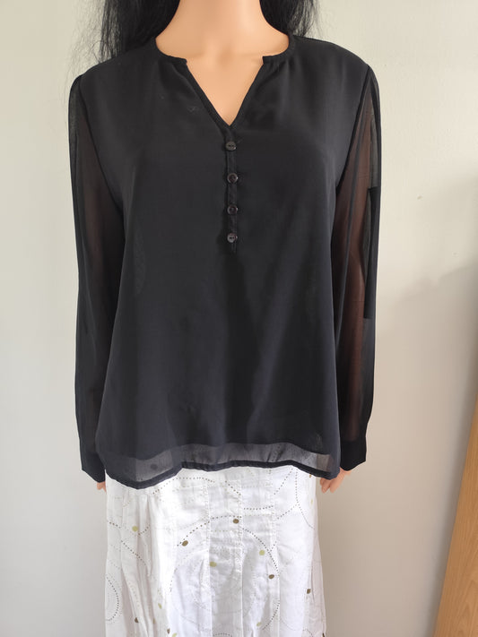 Blouse noire transparente – T. 40/42