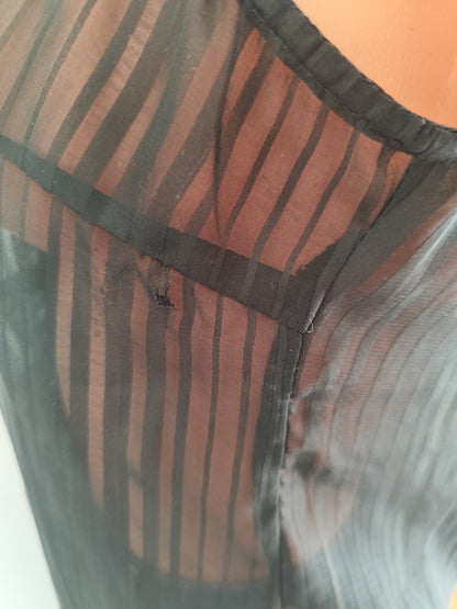 🖤 Haut noir sans manches à col montant – Just Addict – Taille 36/38