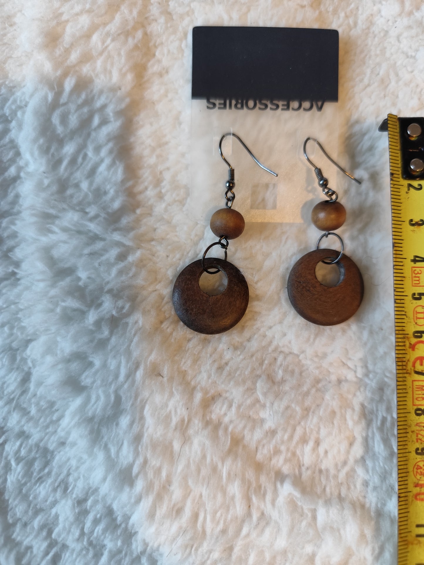 Boucles d’oreilles pendantes rondes en bois – Marron