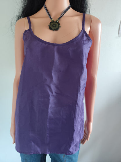 Caraco violet satiné fines bretelles – taille 38/40