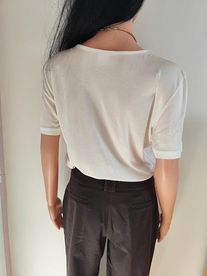 🤍 Blouse Blanche à Manches Courtes – Broderies Florales Délicates - Taille 38/40