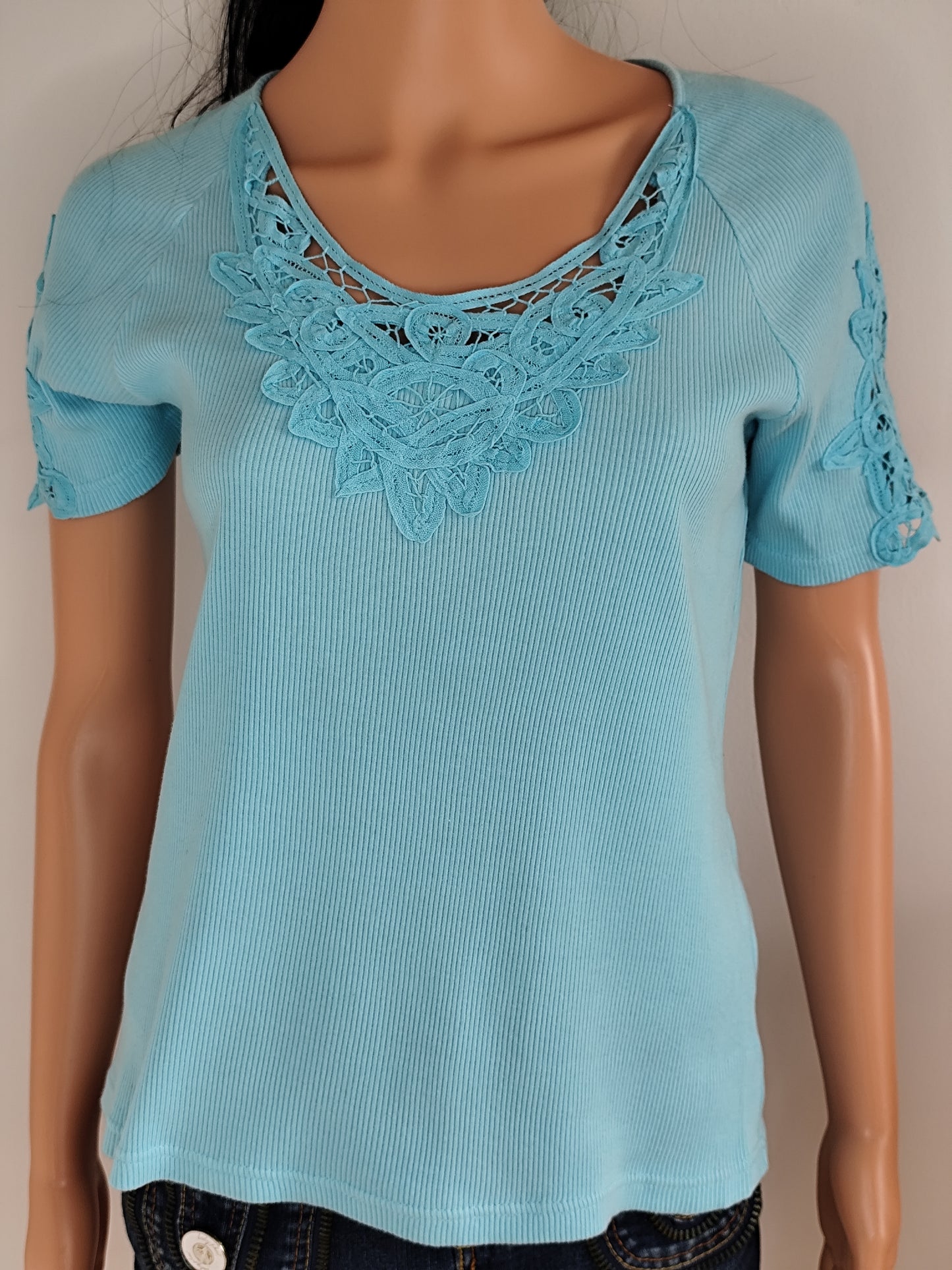 🌿 Haut bleu ajouré en coton – Damart - Taille 38/40 🌿