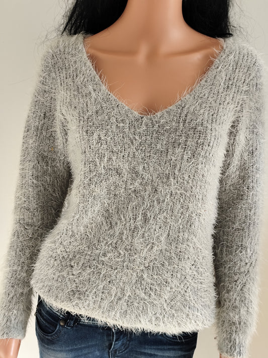 Pull duveteux gris clair Cache Cache – T. 40 &nbsp;(convient 38/40)