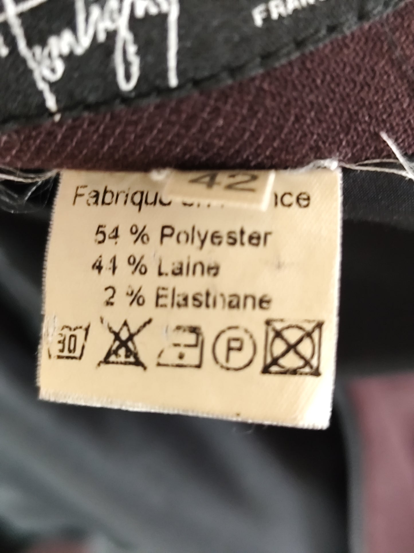 Tailleur jupe couleur prune Montigny Paris – Veste 44 / Jupe 42