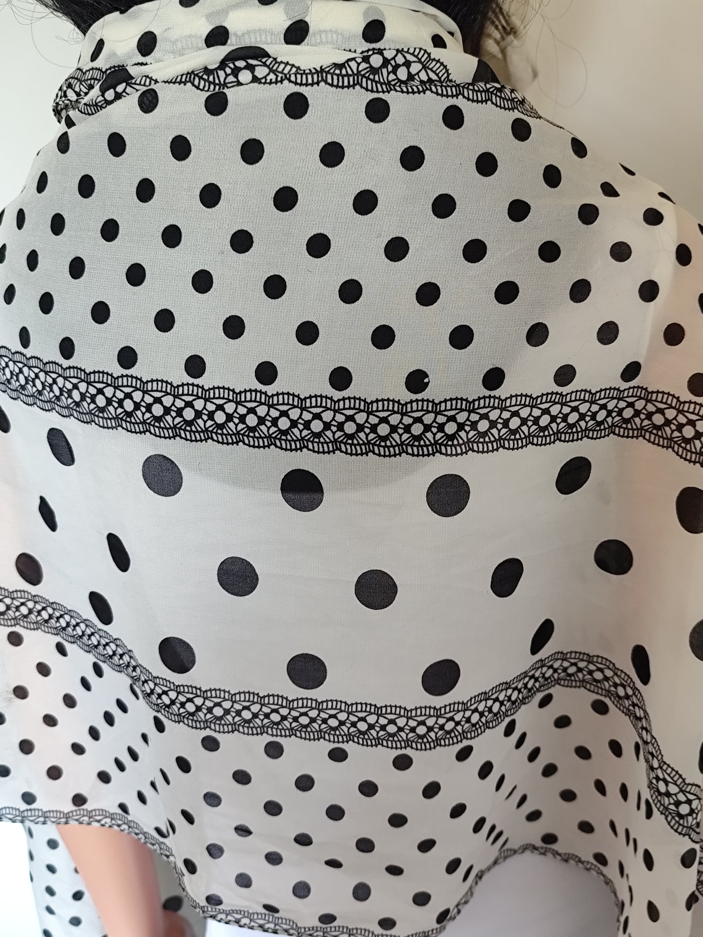 Foulard long à pois noir & blanc - style rétro chic 154x74 cm