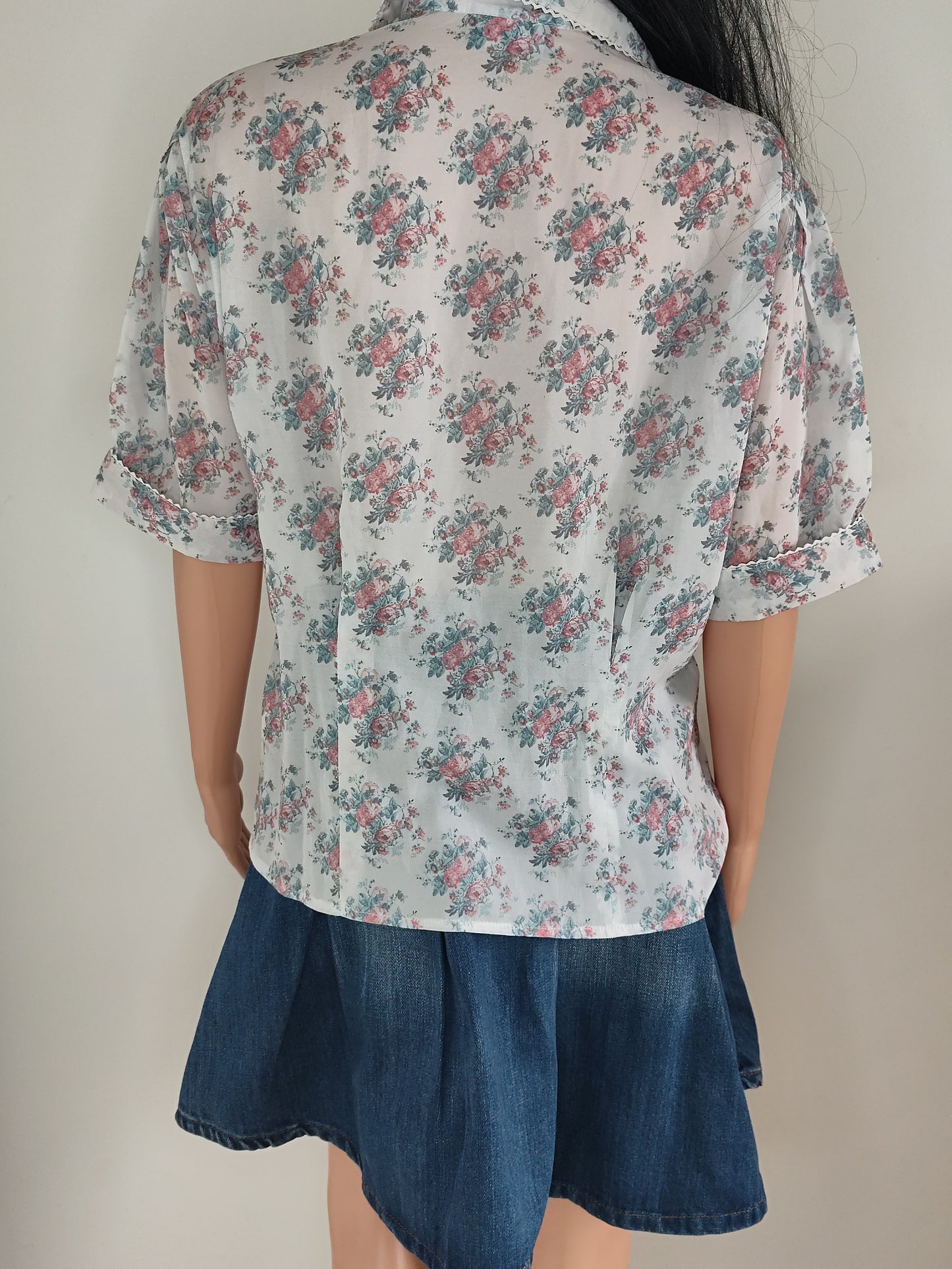 👚 Chemisier fluide à fleurs 1-2-3 – Taille 40/42 🌸