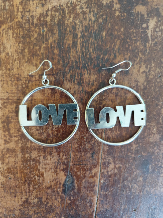 Boucles d’oreilles pendantes rondes LOVE – Métal argenté