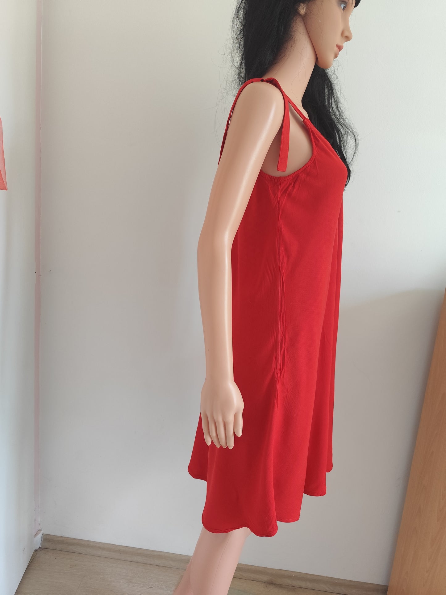 Robe fluide rouge – 100 % Tencel – taille 38/40 (estimée)