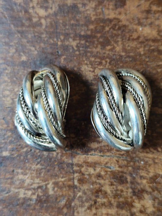 Boucles d’oreilles torsadées argentées à clip – Vintage années 70/80