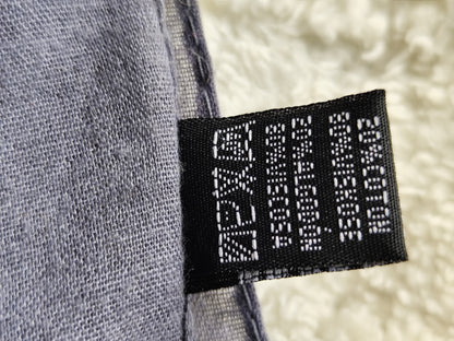 Étole châle gris imprimé ethnique rouge et bleu – 190 x 88 cm