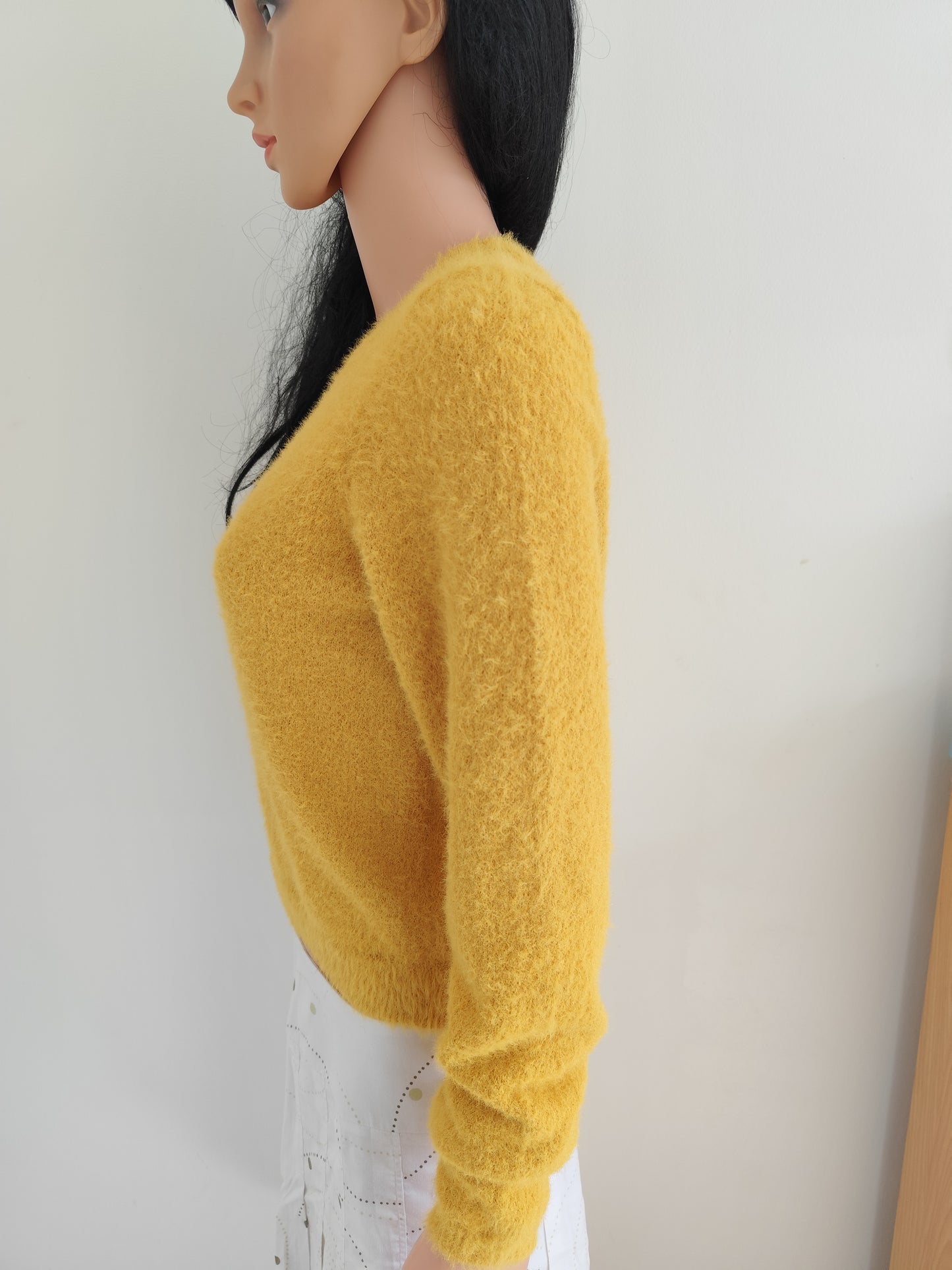 Pull Vero Moda jaune moutarde duveteux – taille 36