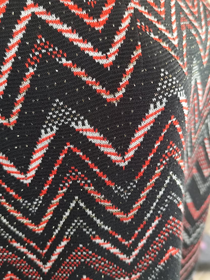 Robe Bréal noire à motifs chevrons corail et argentés - Taille 44