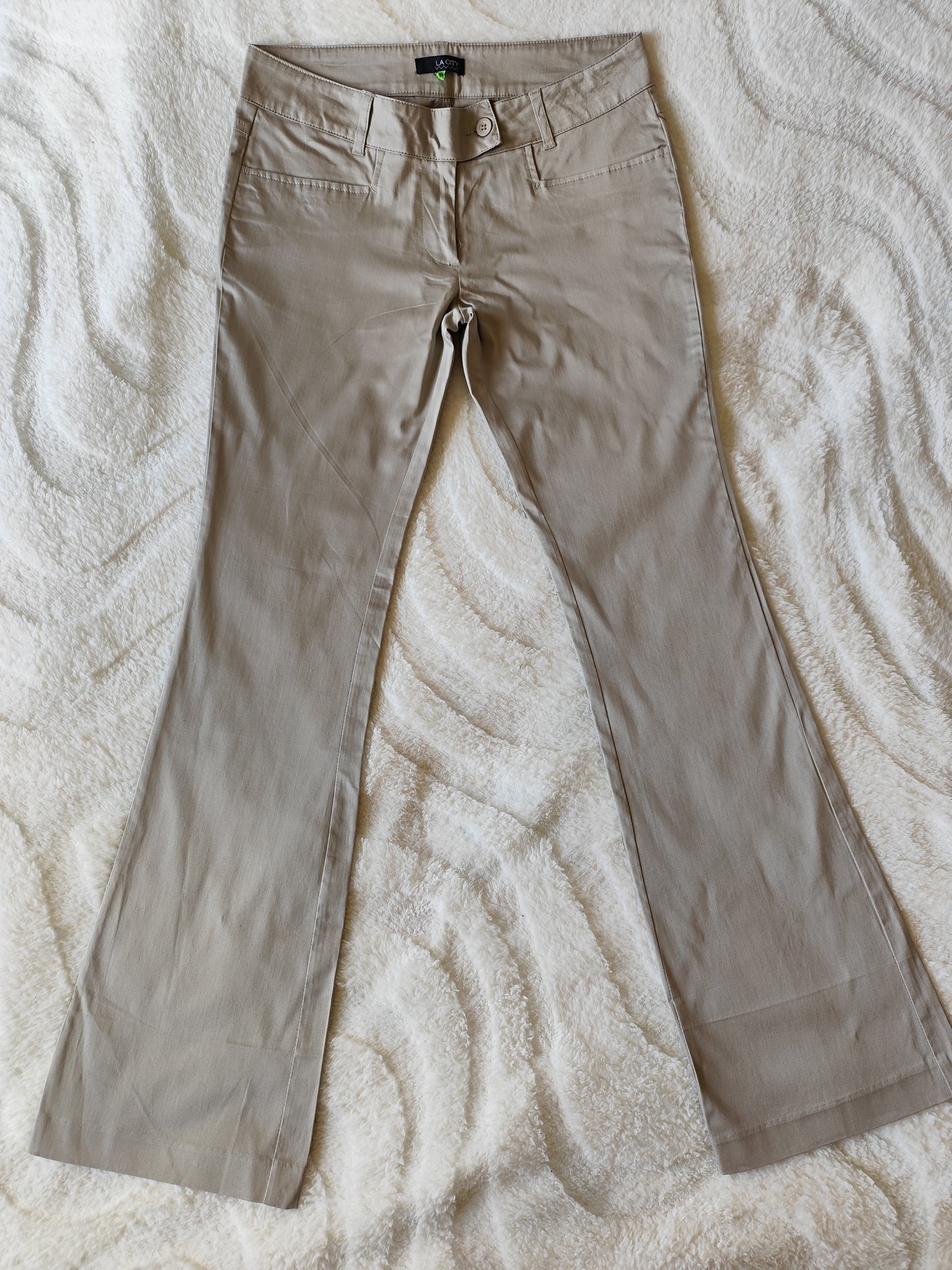 Pantalon La City – Beige Clair – Taille 42 – Élégance Décontractée & Intemporelle