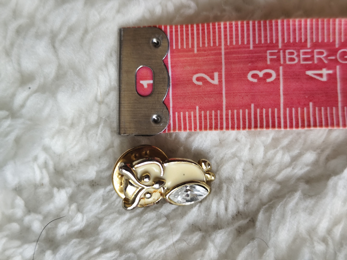 Pin's hibou en métal doré