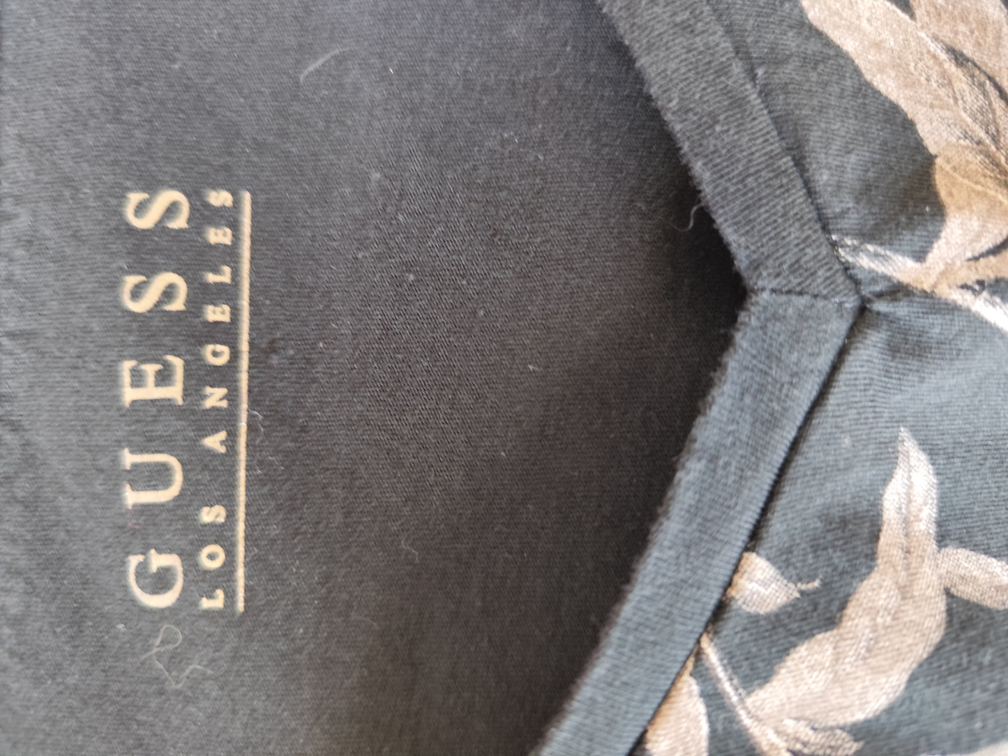 T-shirt manches longues Guess noir imprimé – taille M