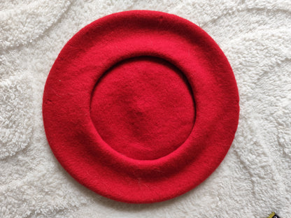 Béret rouge en pure laine