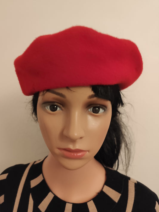 Béret rouge en pure laine