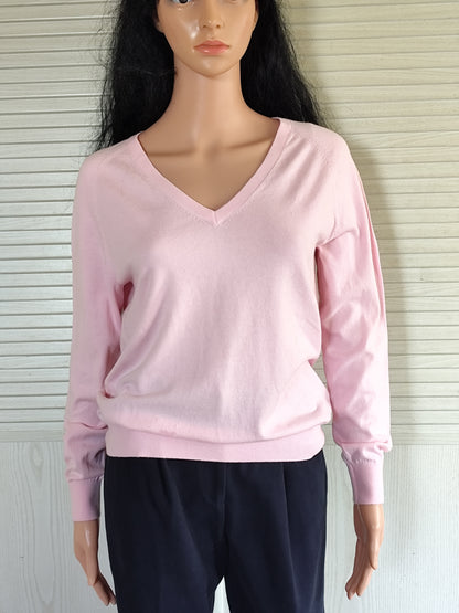 Pull River Woods rose col V avec motif papillon en strass au dos - Taille 38