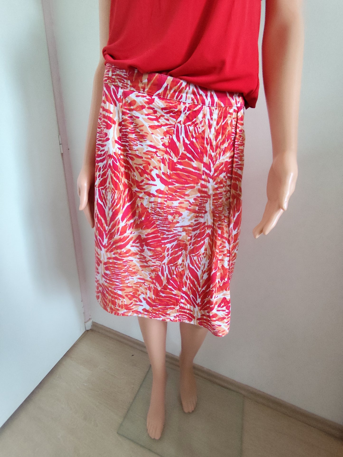 Jupe droite imprimée rouge & corail – La Fiancée du Mékong – T. L/40