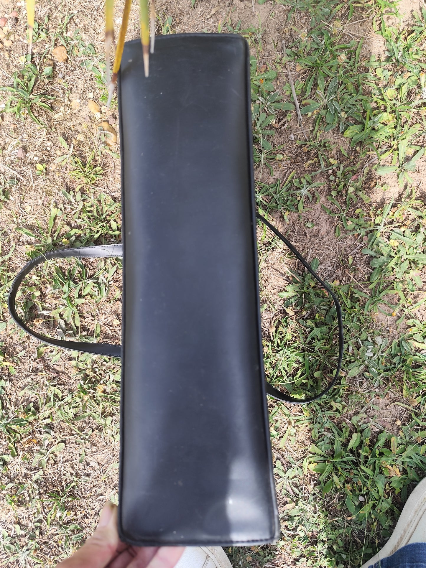 Sac porte-documents noir effet peau d’autruche – 37 x 26 x 11 cm