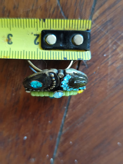 Bague vintage ronde multicolore – strass & perles – monture réglable