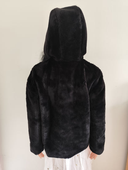 Veste à capuche en fausse fourrure noire Zara Basic – Taille 36