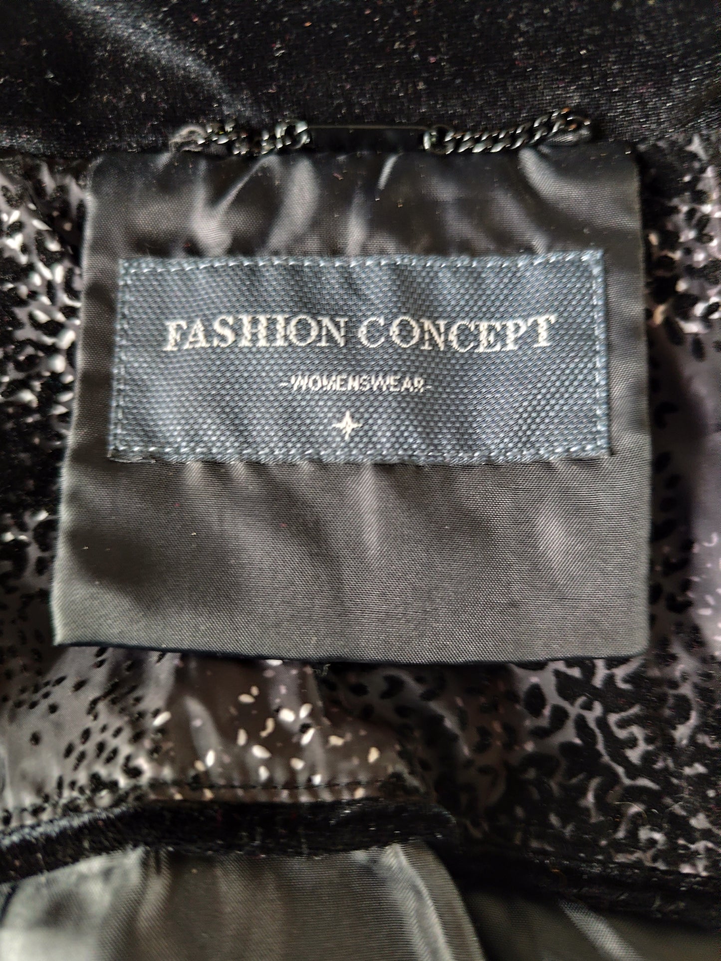 Doudoune imprimée noir & gris – Fashion Concept – Taille 42