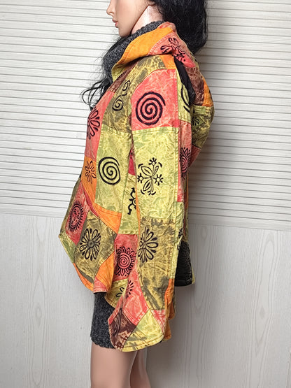 Veste à capuche patchwork colorée doublée polaire – Taille L 38/40