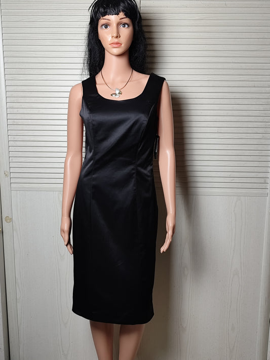 Robe noire satinée – Le Group Woman – Taille 36/38