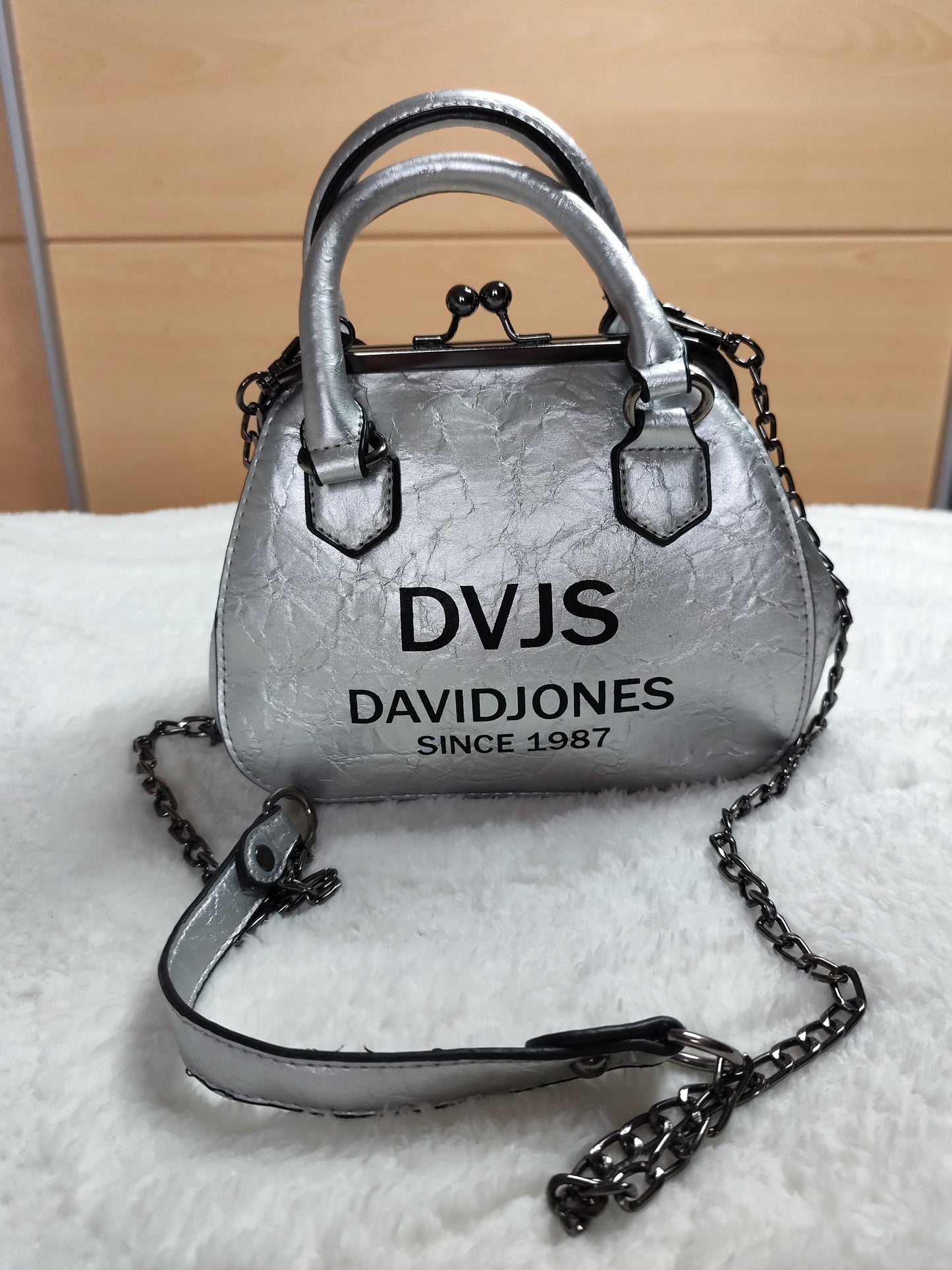 Sac David Jones argenté – Élégance Moderne et Urbaine