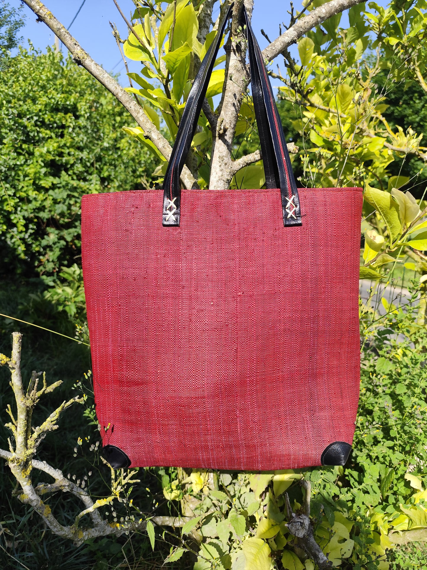 Sac cabas en fibres naturelles – Style ethnique rouge & noir