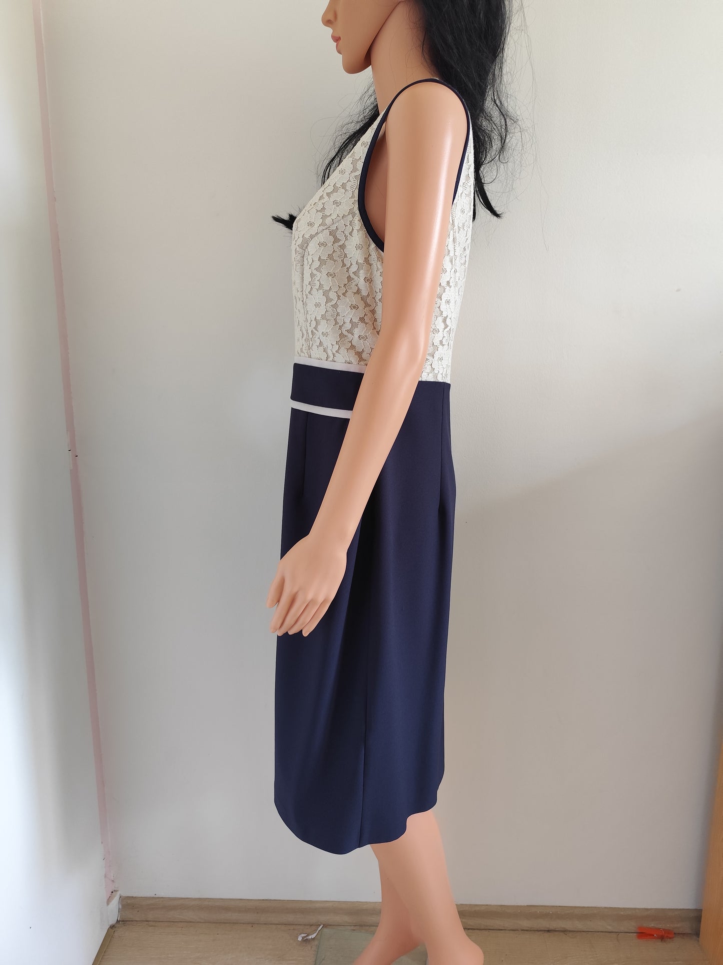 Robe bleu marine & dentelle blanche – Christine Laure – T42/44