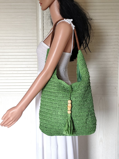Sac cabas esprit bohème en papier tressé vert pomme
