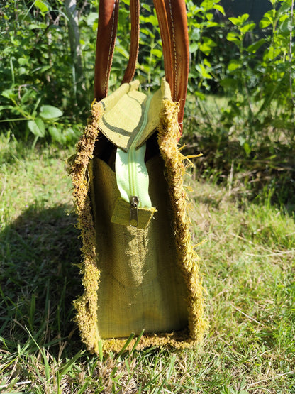 Sac cabas structuré vert anis – fermeture zippée – 32x34x13 cm