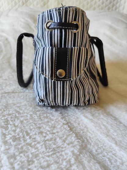 Sac Cabas Rayé en Toile – Noir & Blanc – Style Casual Chic