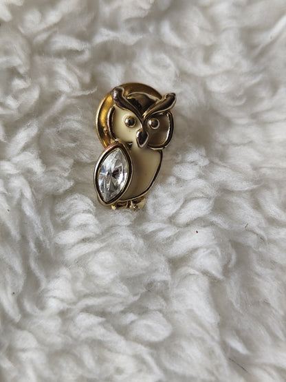 Pin's hibou en métal doré