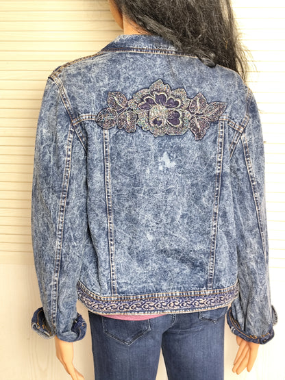 Veste en jean vintage avec broderies florales - Taille 38/40