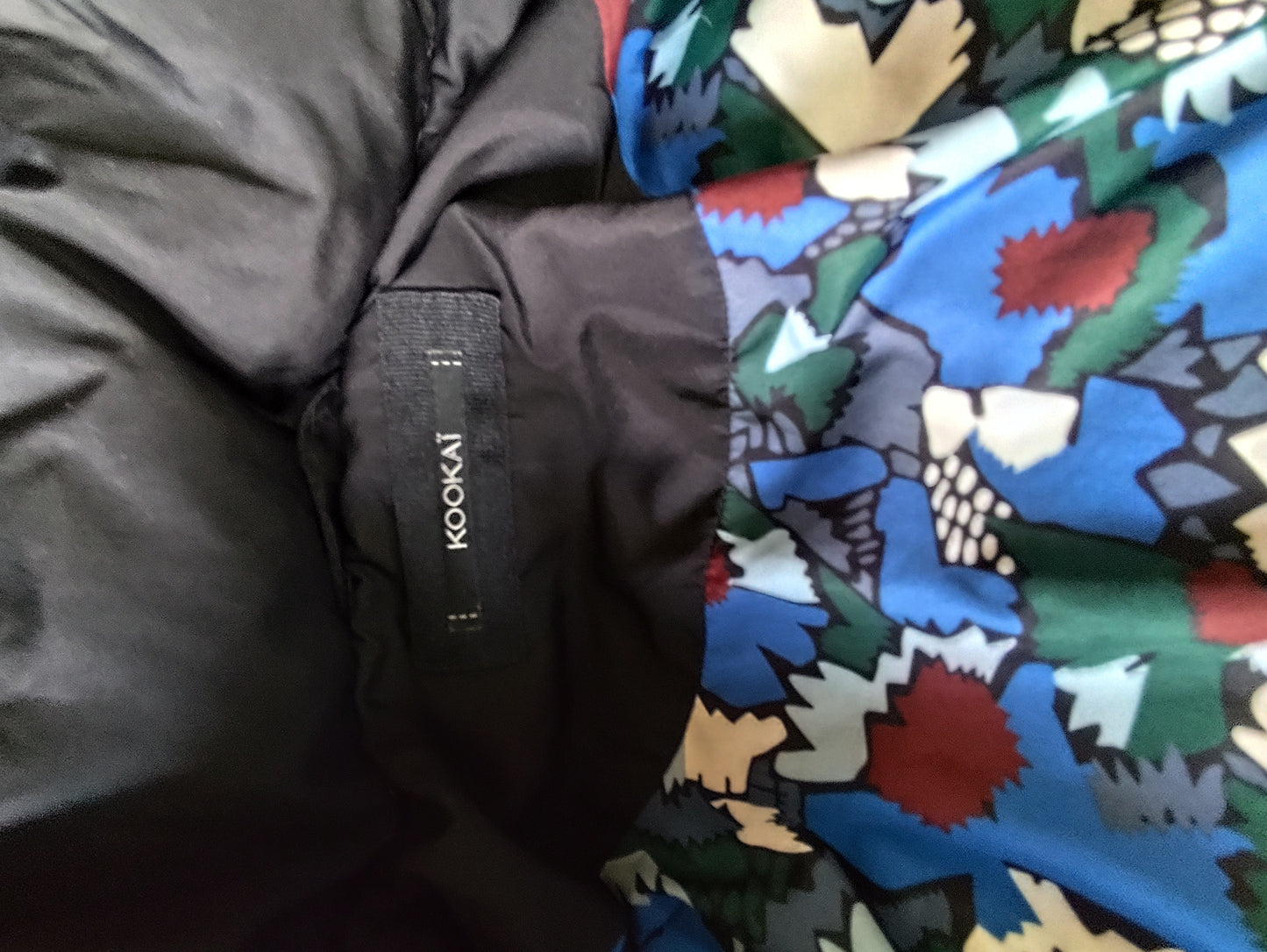 Doudoune courte Kookaï noire et bordeaux – Taille 34