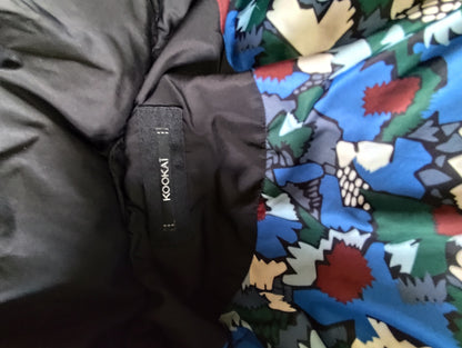 Doudoune courte Kookaï noire et bordeaux – Taille 34