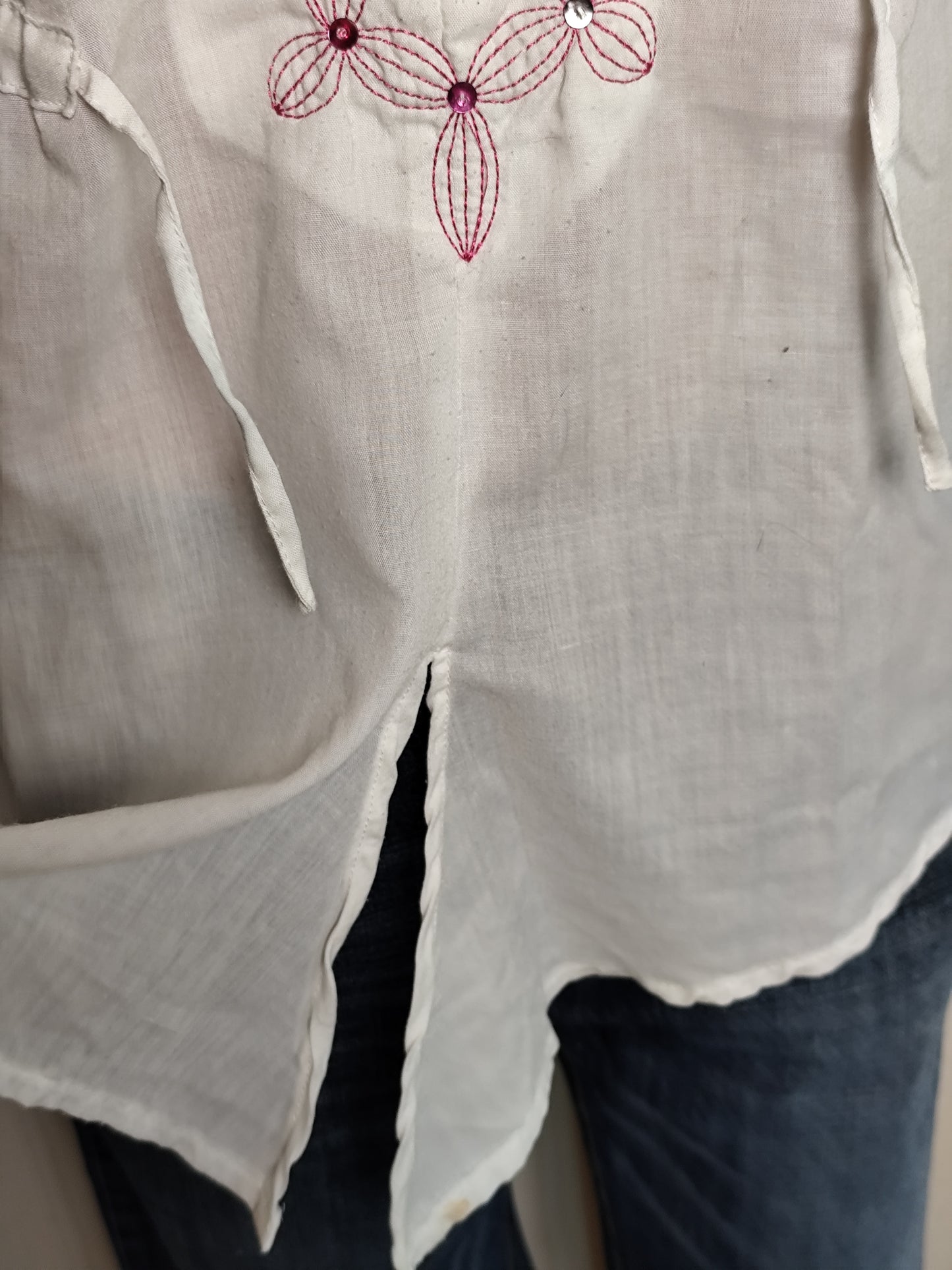 Blouse bohème blanche Ligne à suivre - Détails brodés et liens - Taille 38