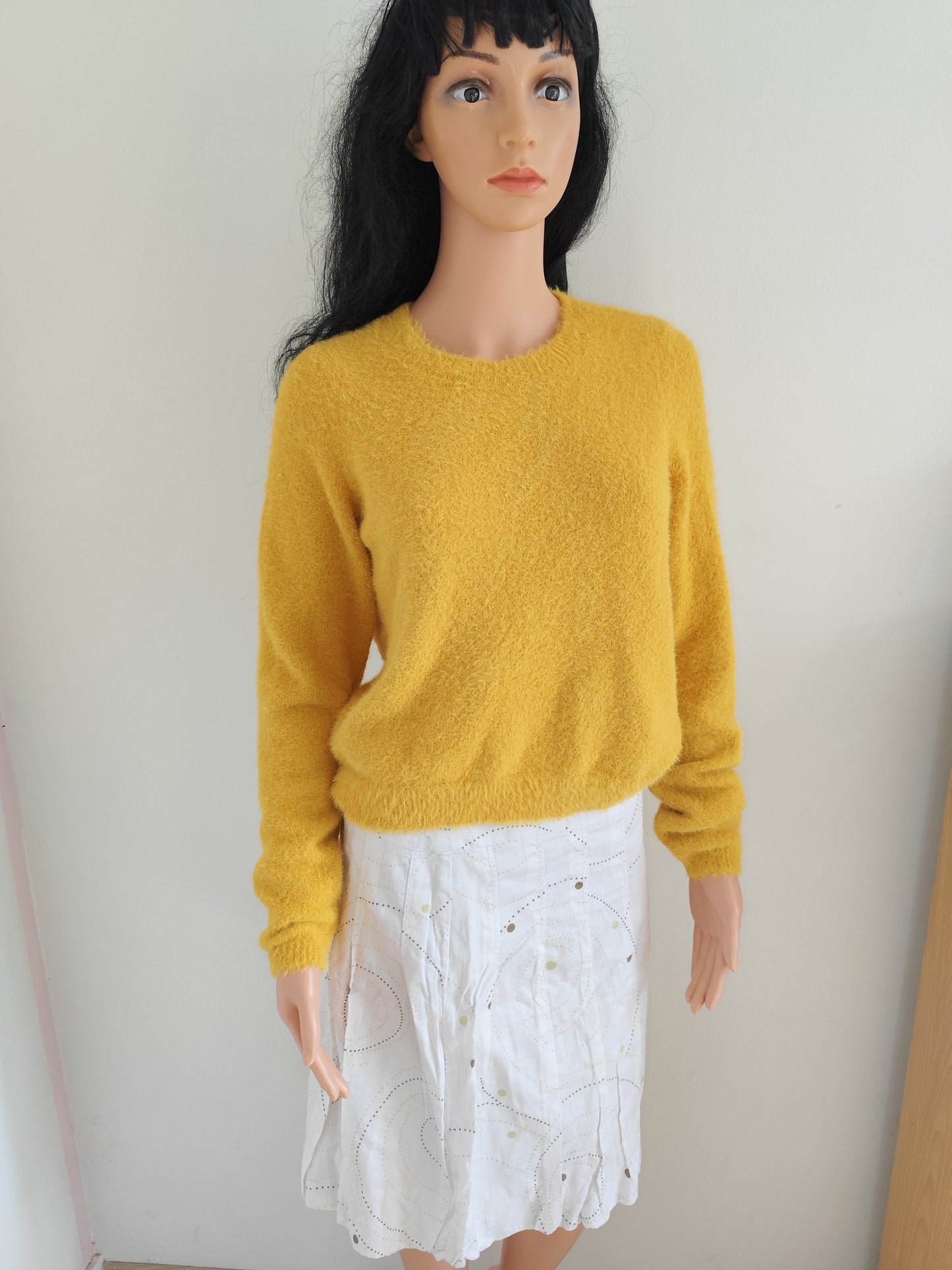 Pull Vero Moda jaune moutarde duveteux – taille 36