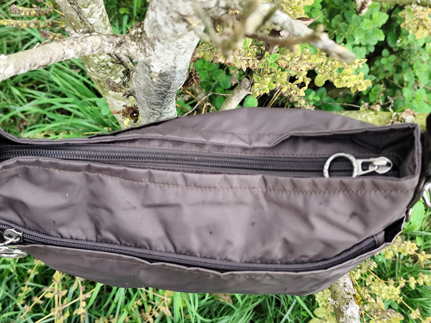 Sac bandoulière Lancaster marron chocolat en toile