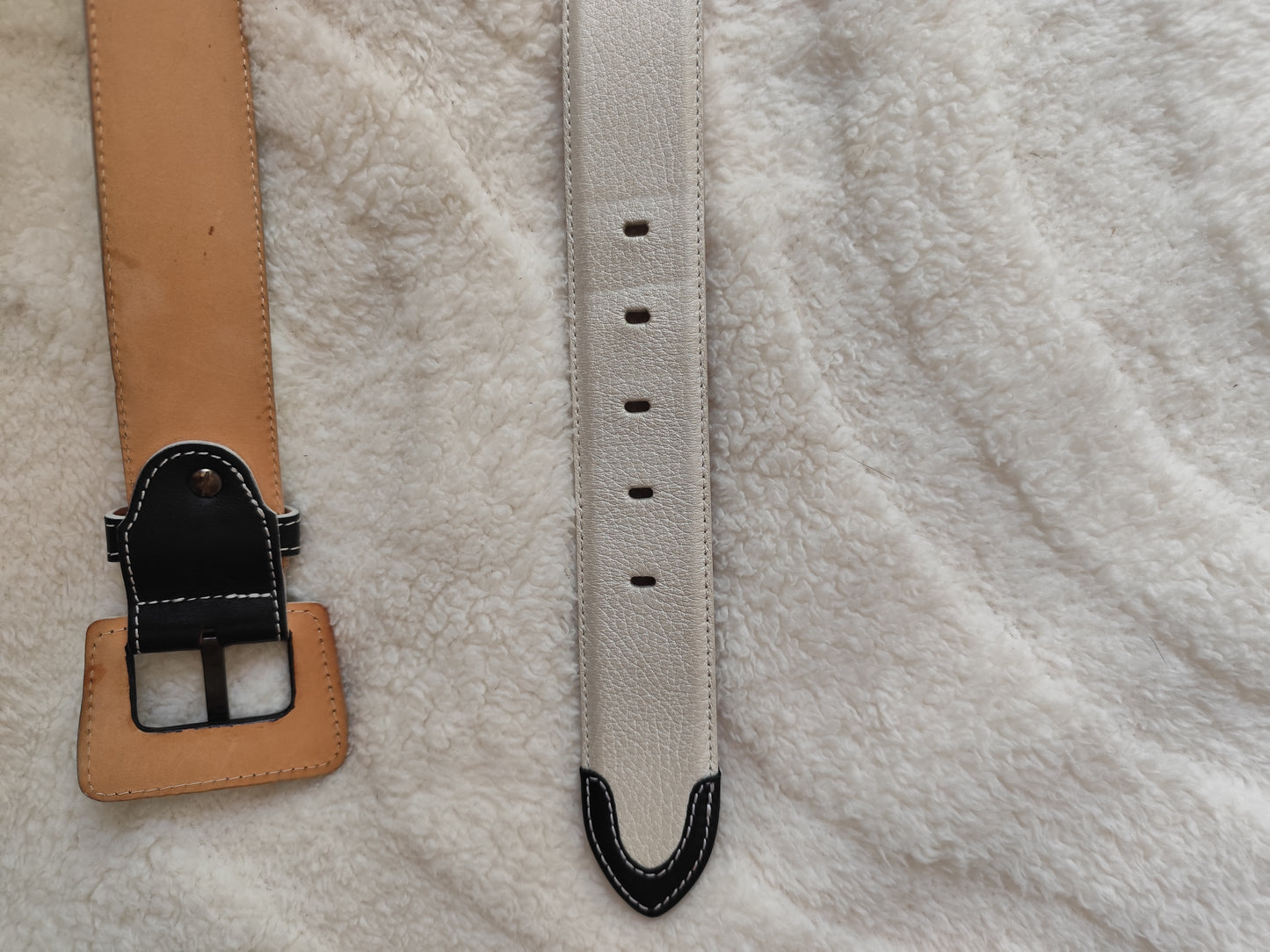 Ceinture blanche en cuir pleine fleur – Taille 95 cm