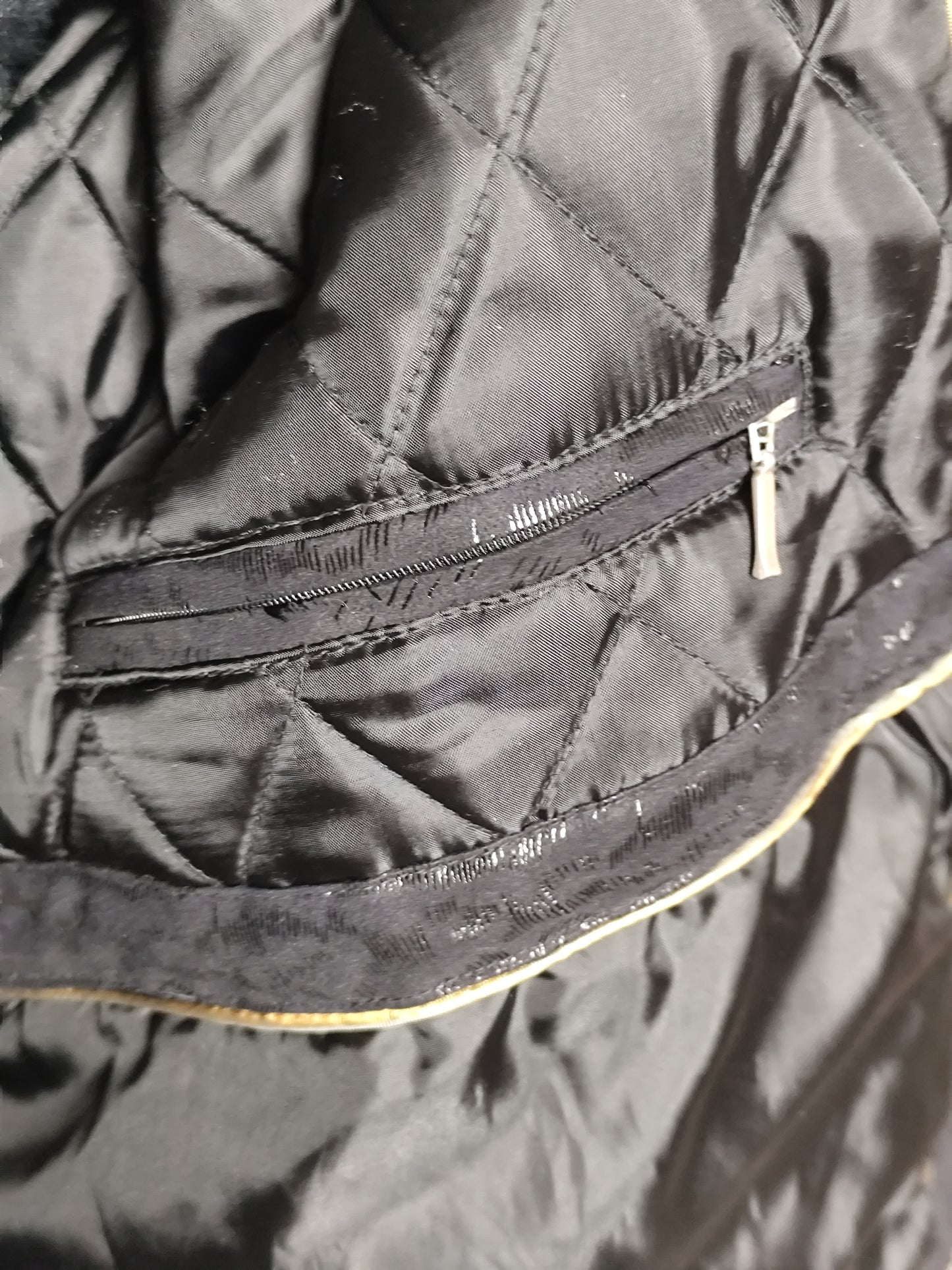 Manteau noir texturé brillant – C. Missaro – Taille 46