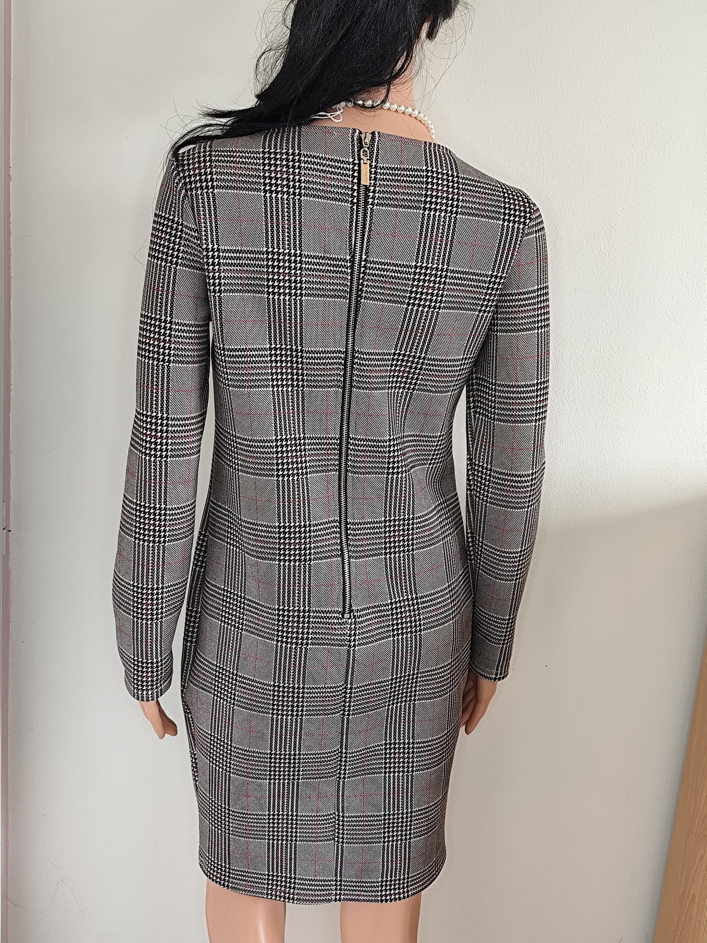 Robe Prince-de-Galles avec Détails Lacets – Élégance Vintage et Tendance Y2K - Taille 36/38