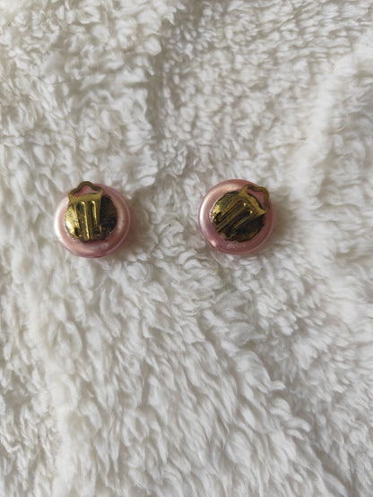 Boucles oreilles à clip rose nacré